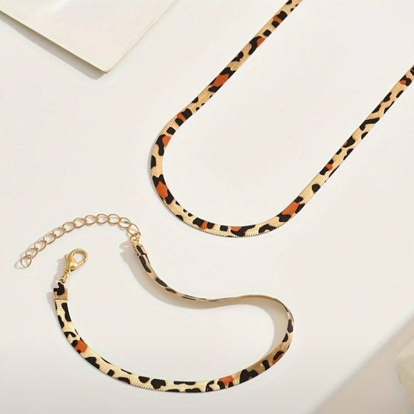 2/$40 NEW Mobwife Sexy Elegant Leopard Print Necklace and Bracelet Set-(#0260) - Picture 3 of 5